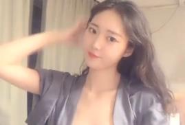 紧致粉嫩！可爱萝莉嫩穴水润多汁馋死人